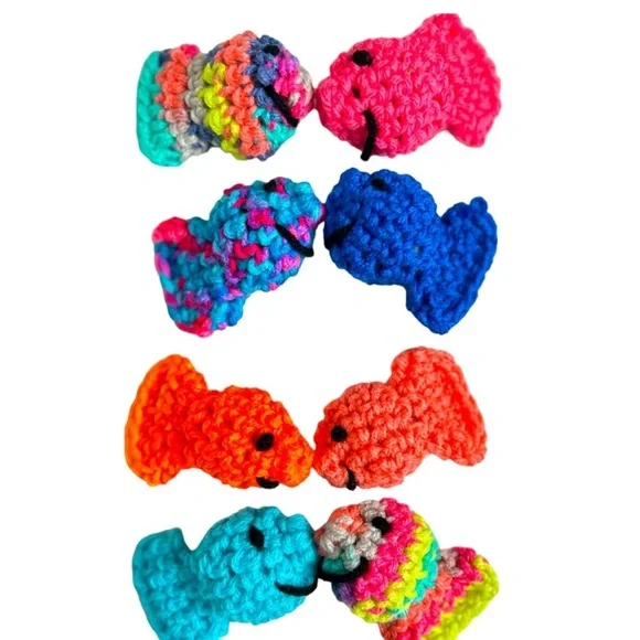 Hand Crafted Fish Catnip Cat Toys Colorful Crochet 8 Interactive Toys - Picture 7 of 8